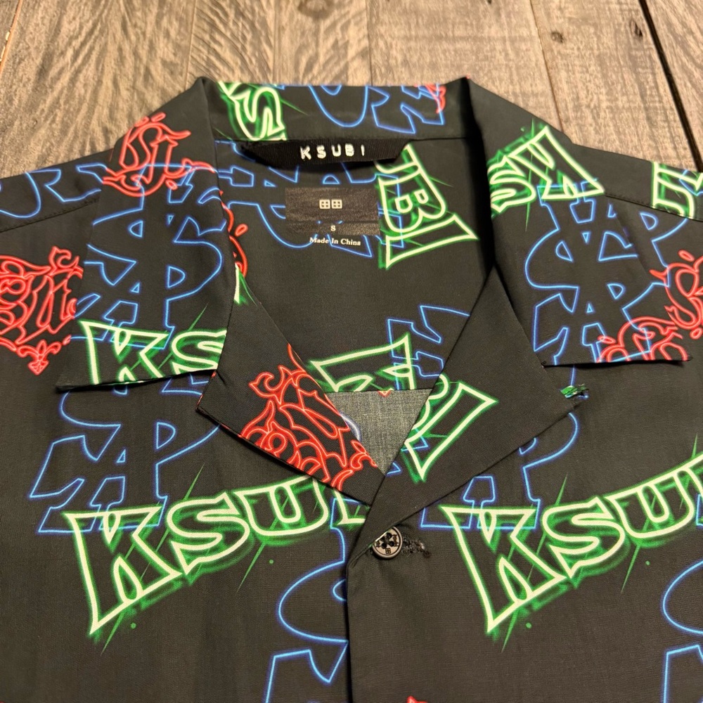NWOT Ksubi Glow Resort‎ Short Sleeve Button Down Shirt Men’s Small - Picture 2 of 7